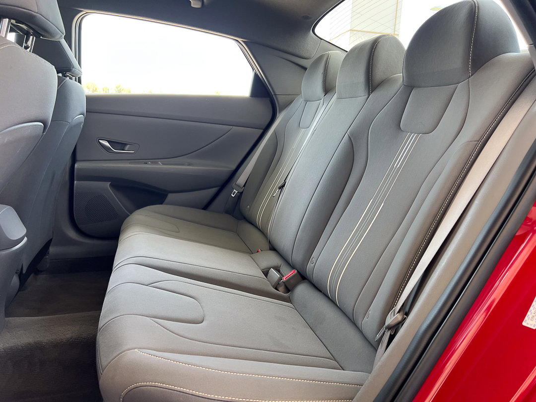 Used 2022 Hyundai Elantra SEL w/ Cargo Package FWD image 24