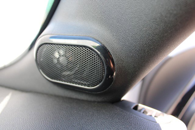 Used 2019 MINI Cooper S w/ Premium Package image 23