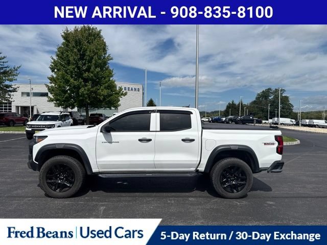 Used 2023 Chevrolet Colorado Trail Boss w/ LPO, Dark Essentials Package AWD/4WD image 4