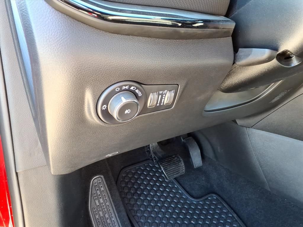 New 2026 Jeep Compass Trailhawk image 18