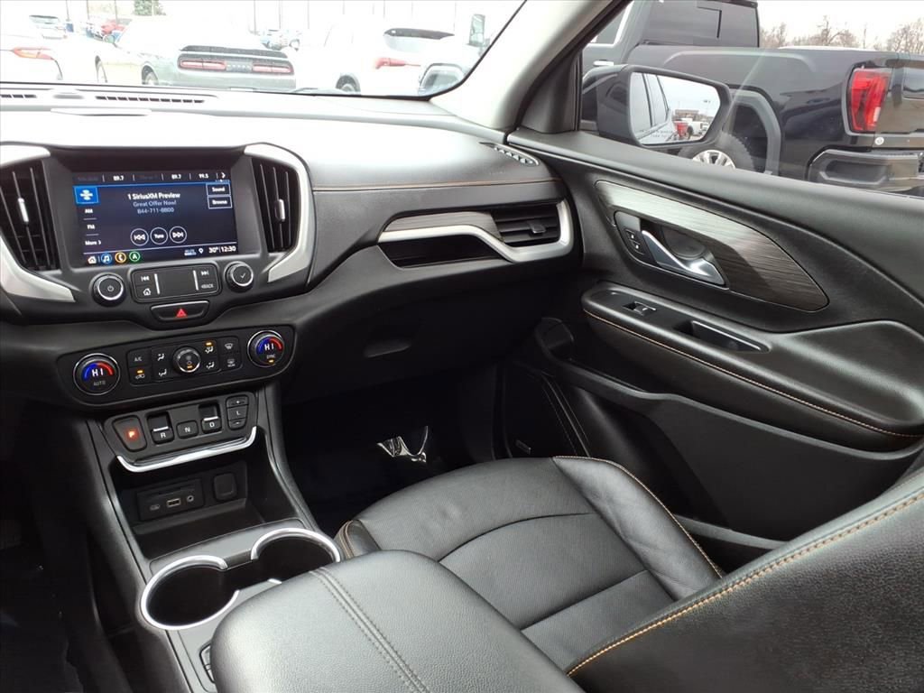 Used 2020 GMC Terrain SLT w/ Preferred Package image 16