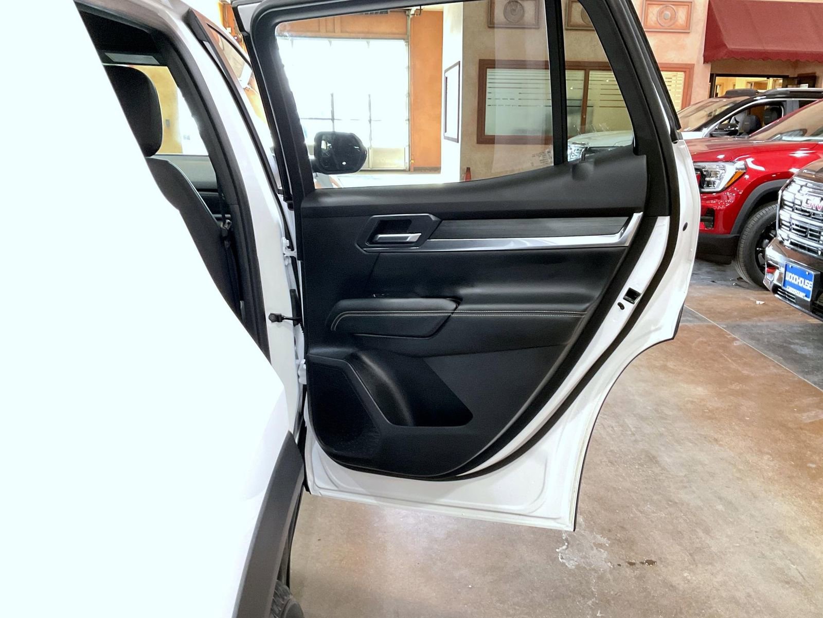 Certified 2025 GMC Terrain Elevation image 17