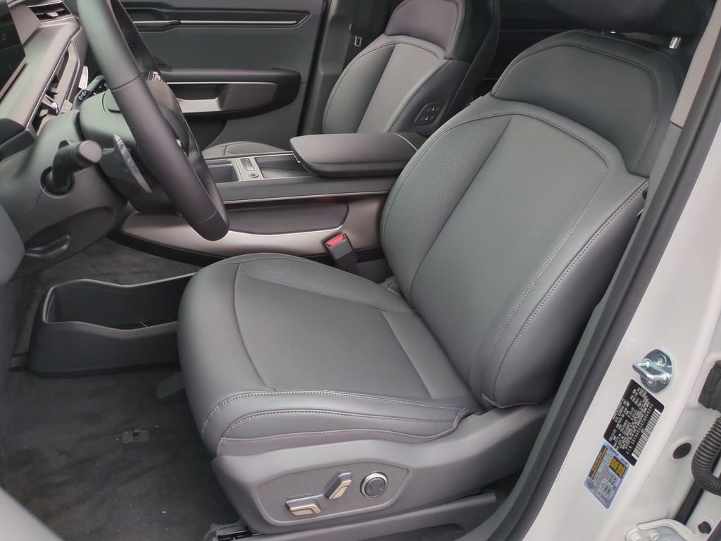 New 2026 Kia EV9 Light RWD image 19