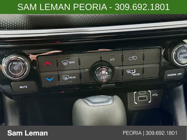 New 2026 Jeep Compass Latitude image 13