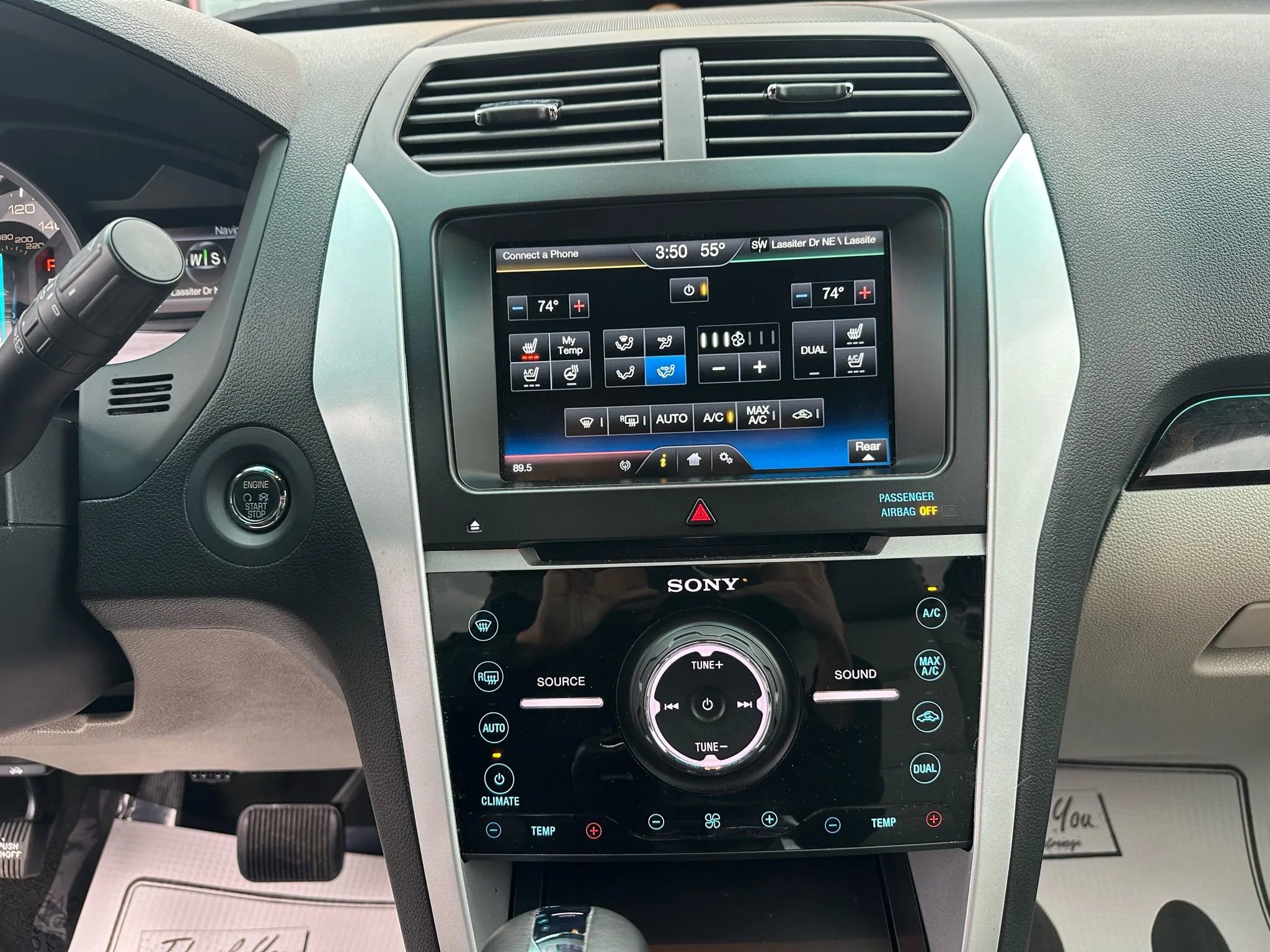 Used 2015 Ford Explorer Limited w/ Equipment Group 302A image 22