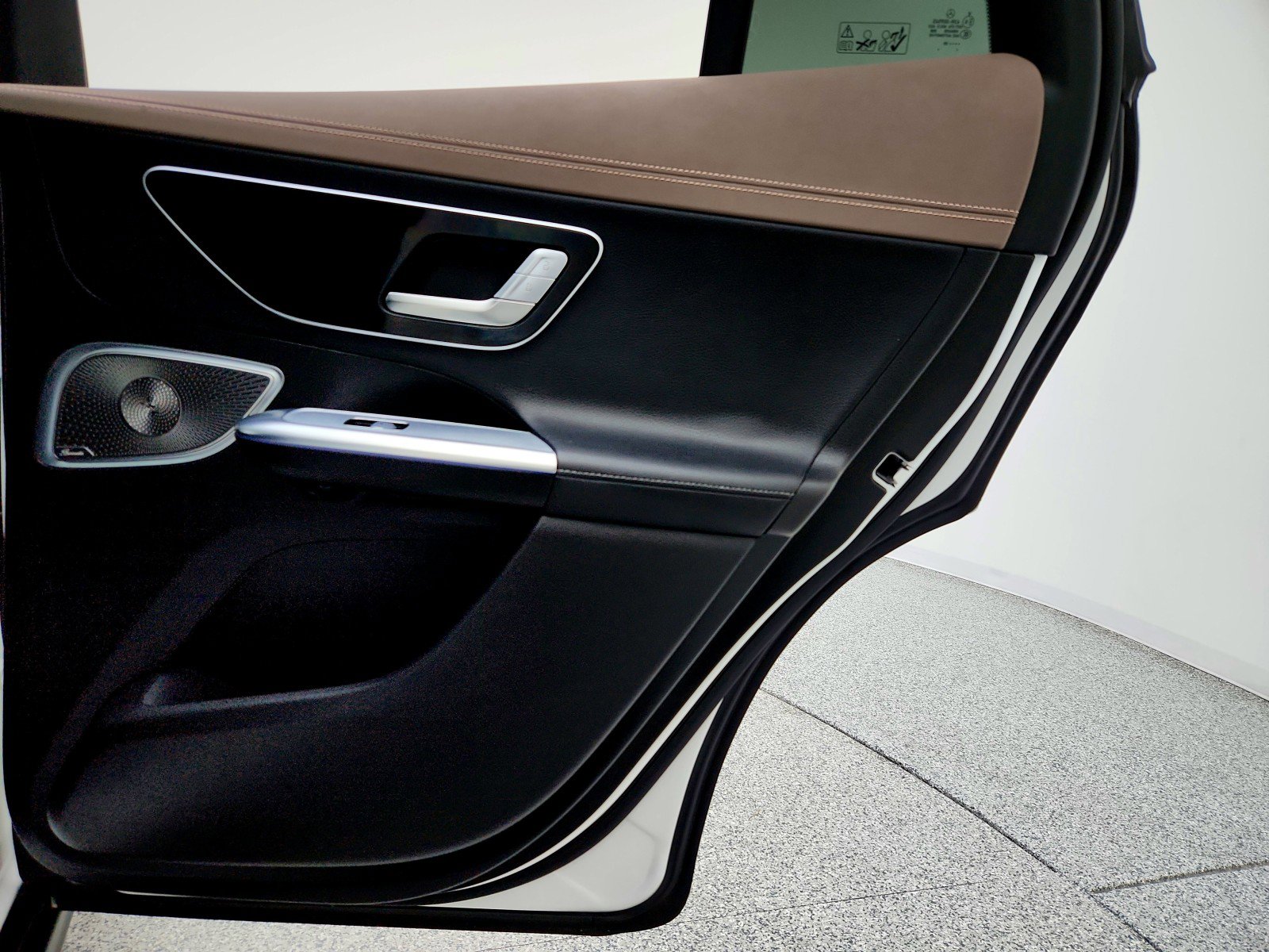 Used 2023 Mercedes-Benz EQE 350+ 4MATIC SUV image 31