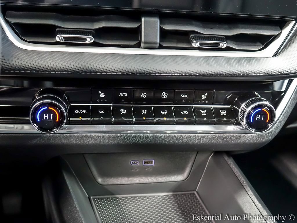 New 2026 Chevrolet Equinox LT w/ Convenience Package II image 16