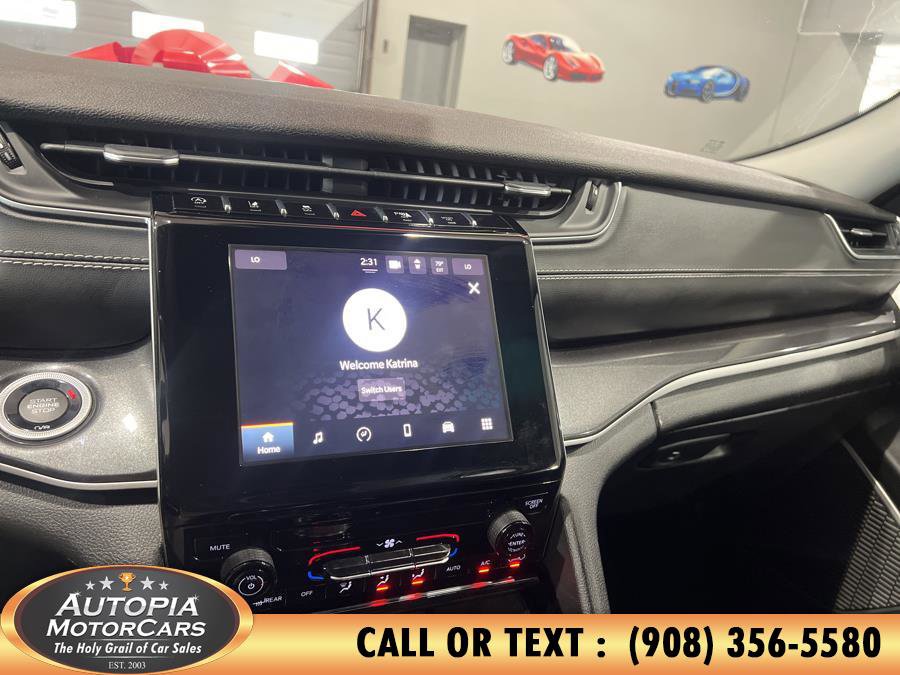 Used 2022 Jeep Grand Cherokee L Laredo w/ Luxury Tech Group I AWD/4WD image 29