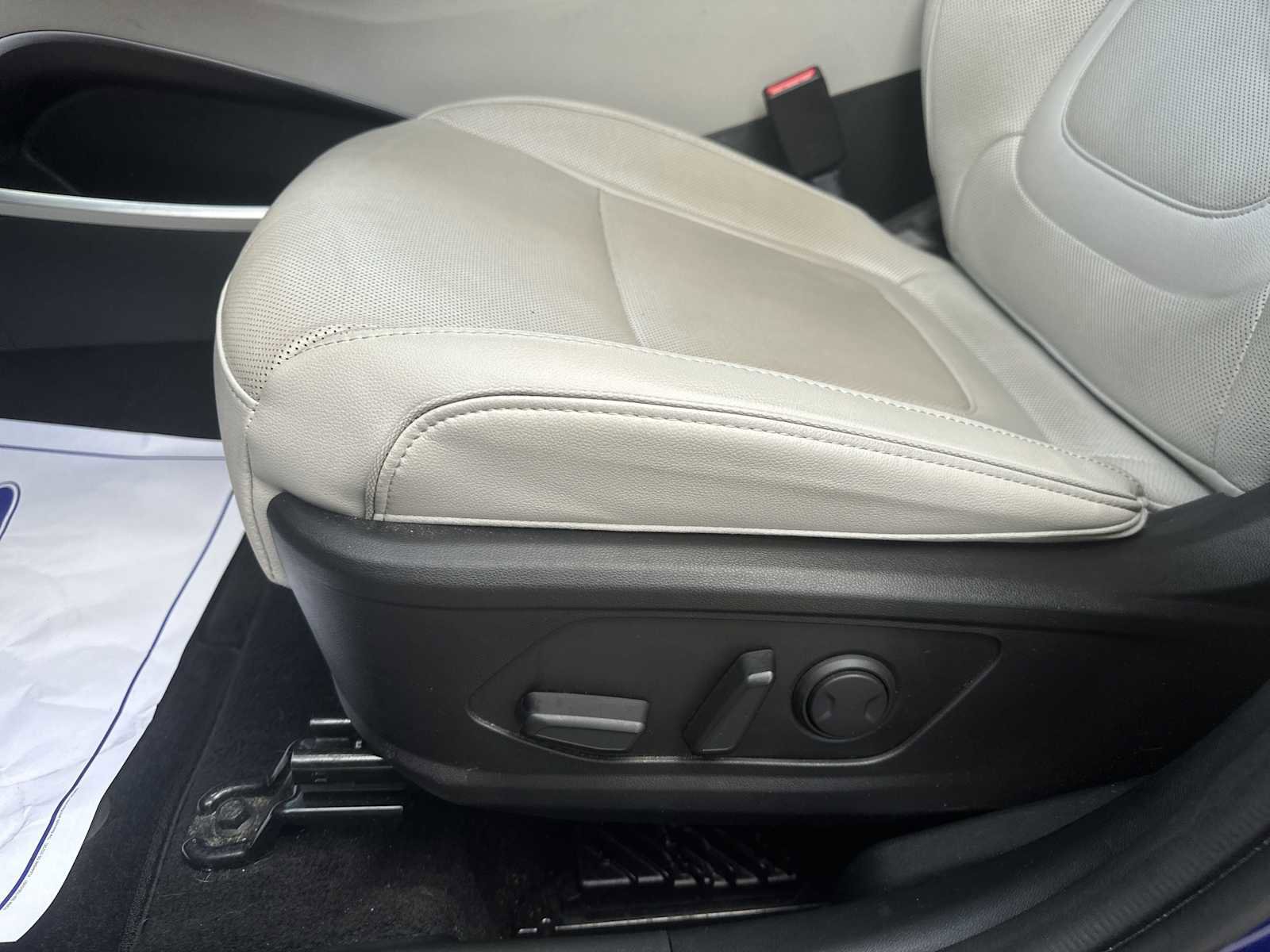 Certified 2023 Hyundai Tucson Limited image 23