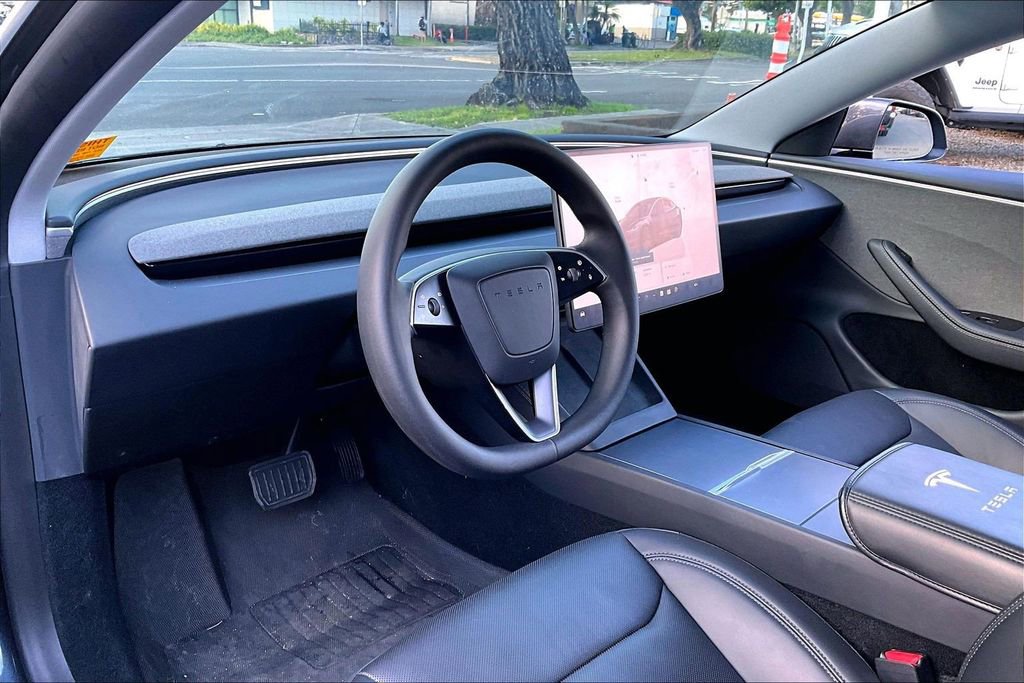 Used 2025 Tesla Model 3 Long Range image 13