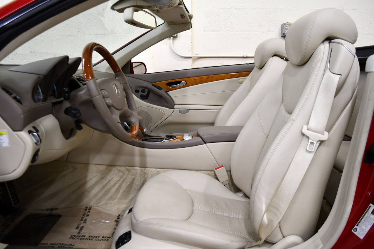 Used 2007 Mercedes-Benz SL 550 image 11