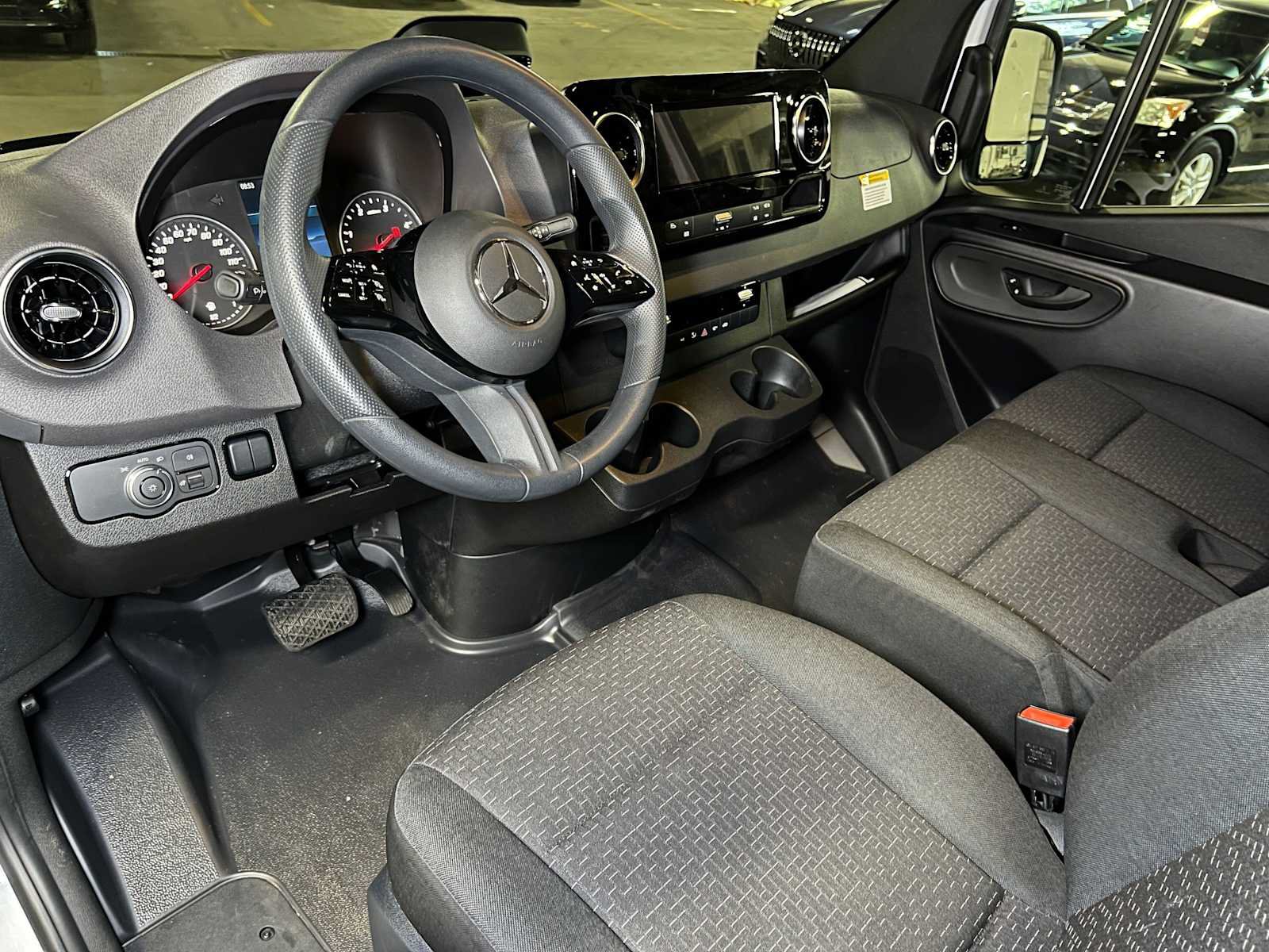 Used 2026 Mercedes-Benz Sprinter 2500 image 23