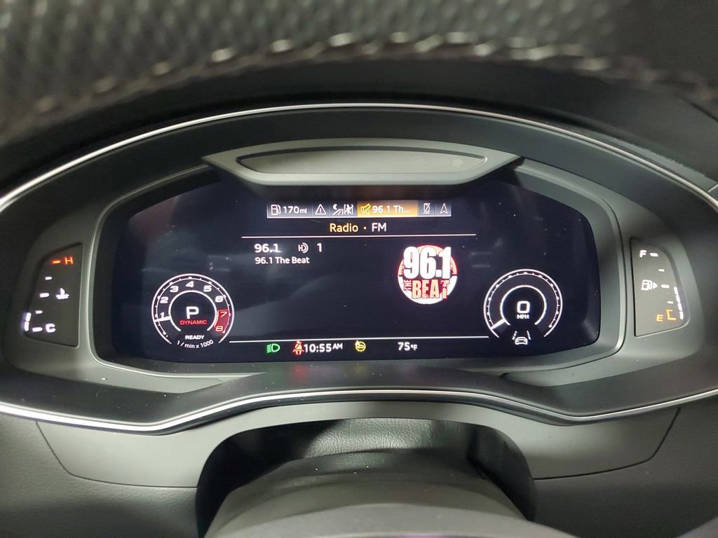 Used 2022 Audi RS 6 AWD/4WD image 26