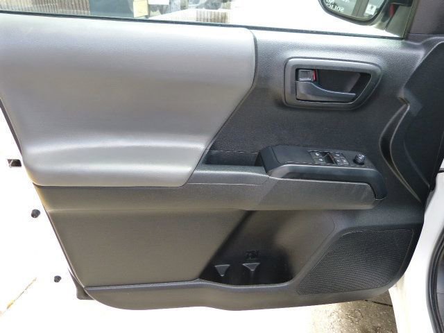 Used 2021 Toyota Tacoma SR image 29