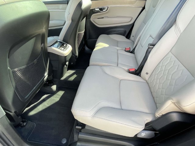 Used 2026 Volvo XC90 B6 Plus AWD/4WD image 11