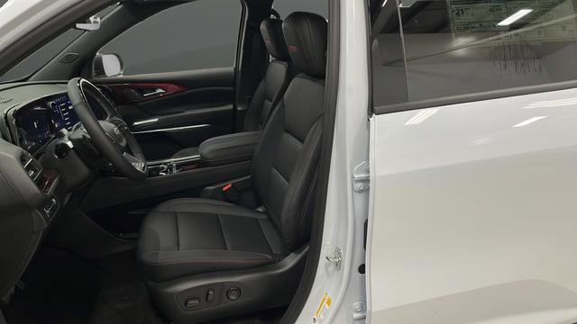 New 2026 Chevrolet Traverse Z71 w/ Enhanced Driving Package image 15