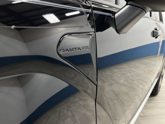 Used 2025 Hyundai Santa Fe Limited image 40