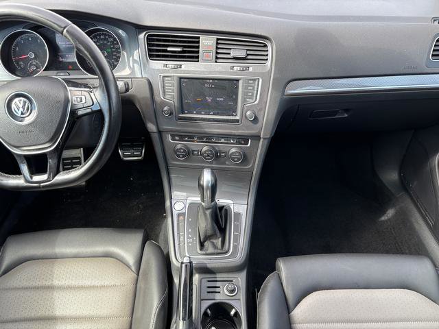 Used 2017 Volkswagen Golf Alltrack SE image 17