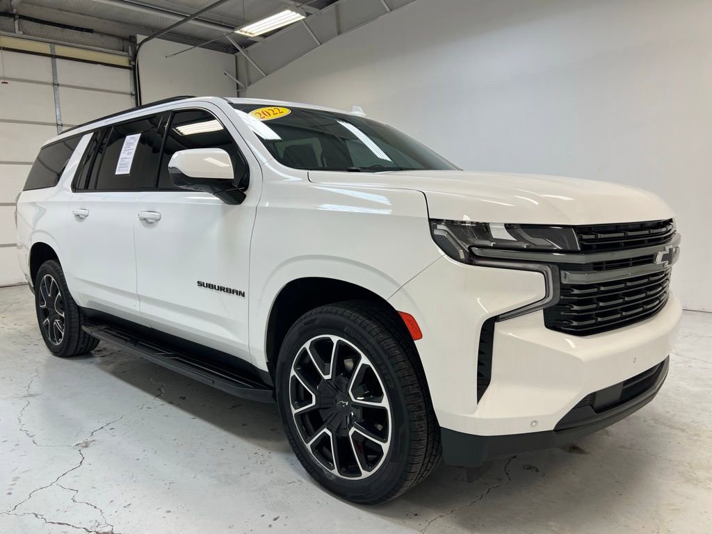 Used 2022 Chevrolet Suburban RST w/ Sport Performance Package image 7