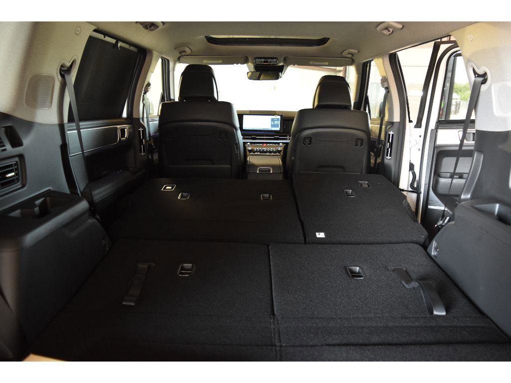 New 2025 Hyundai Santa Fe Limited image 88