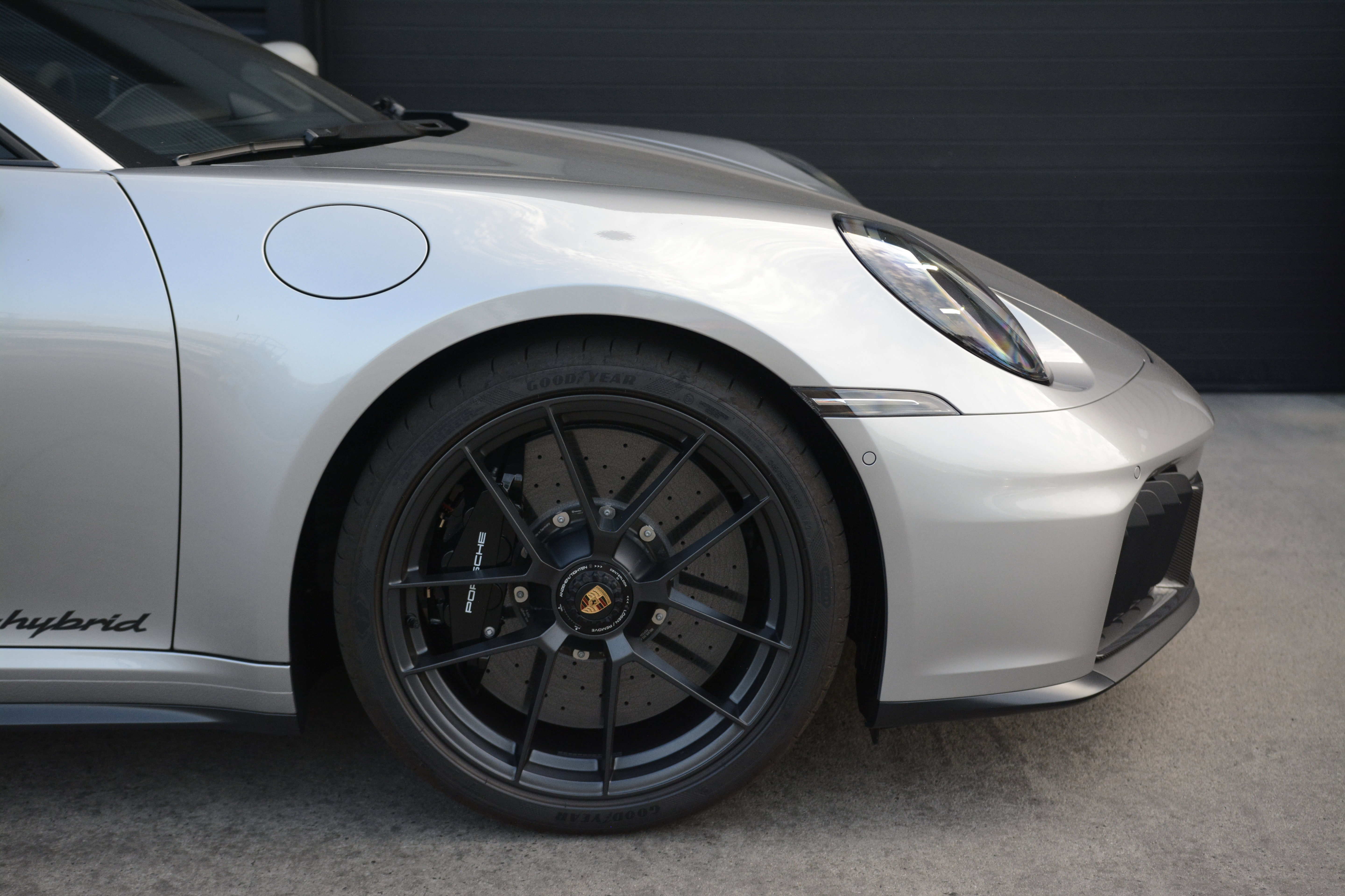 Certified 2026 Porsche 911 Targa 4 GTS AWD/4WD image 11