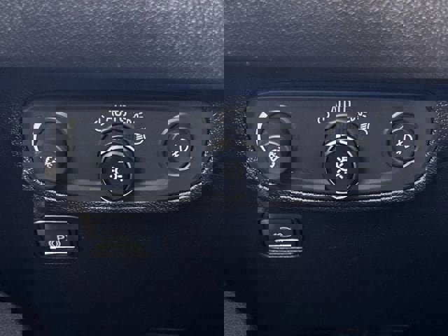 Used 2018 GMC Terrain SLT w/ Preferred Package image 23