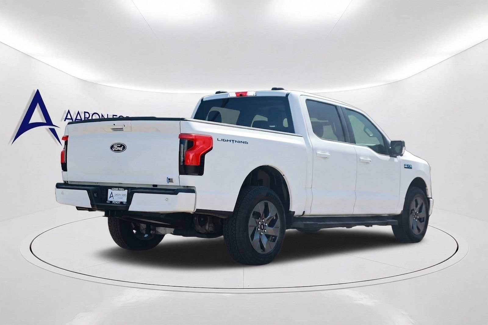 Used 2024 Ford F150 Lightning Flash AWD/4WD image 4