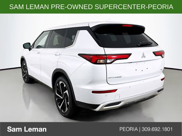 Used 2024 Mitsubishi Outlander SE image 5
