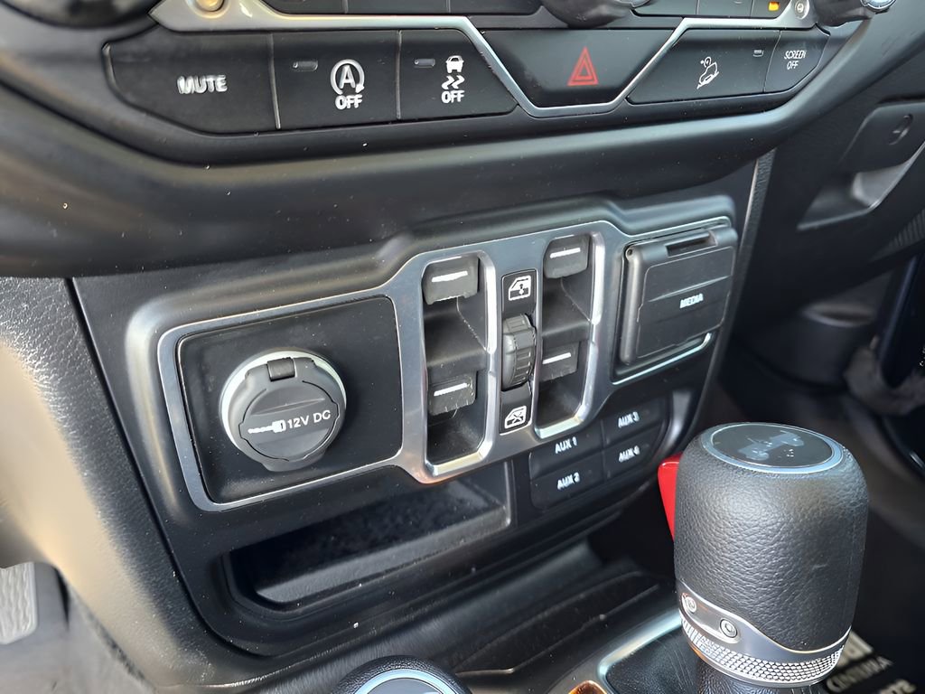 Used 2020 Jeep Wrangler Unlimited Sport AWD/4WD image 22