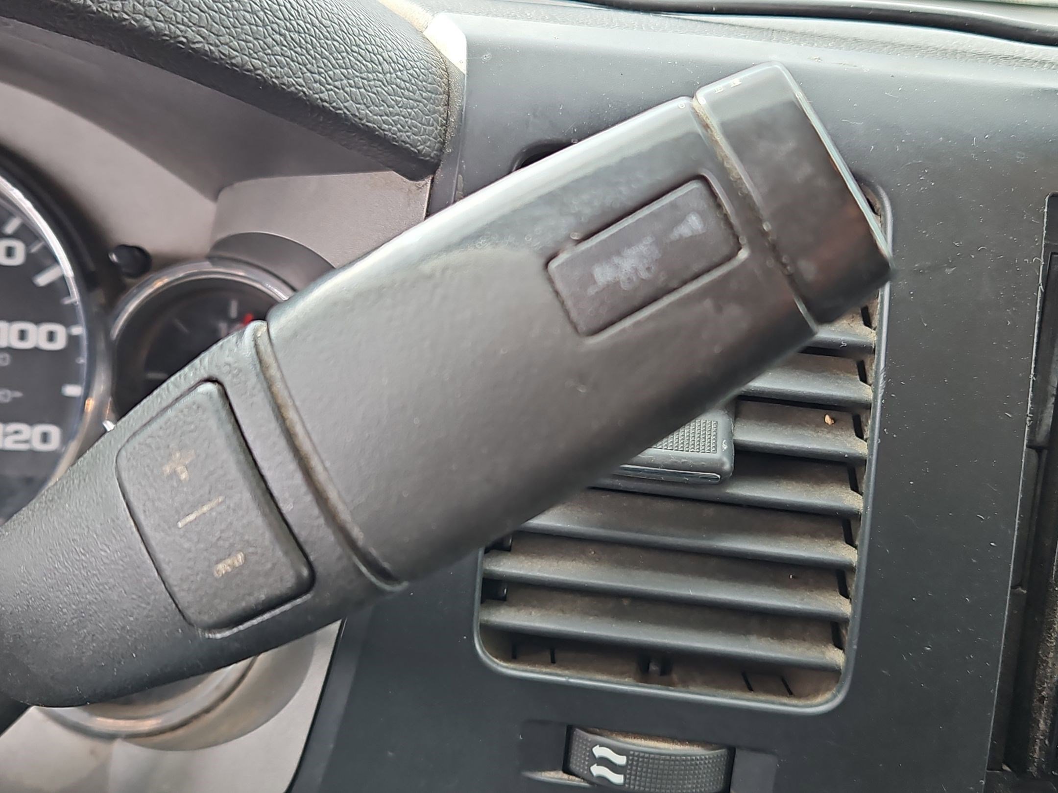 Used 2007 Chevrolet Silverado 2500 LT image 25