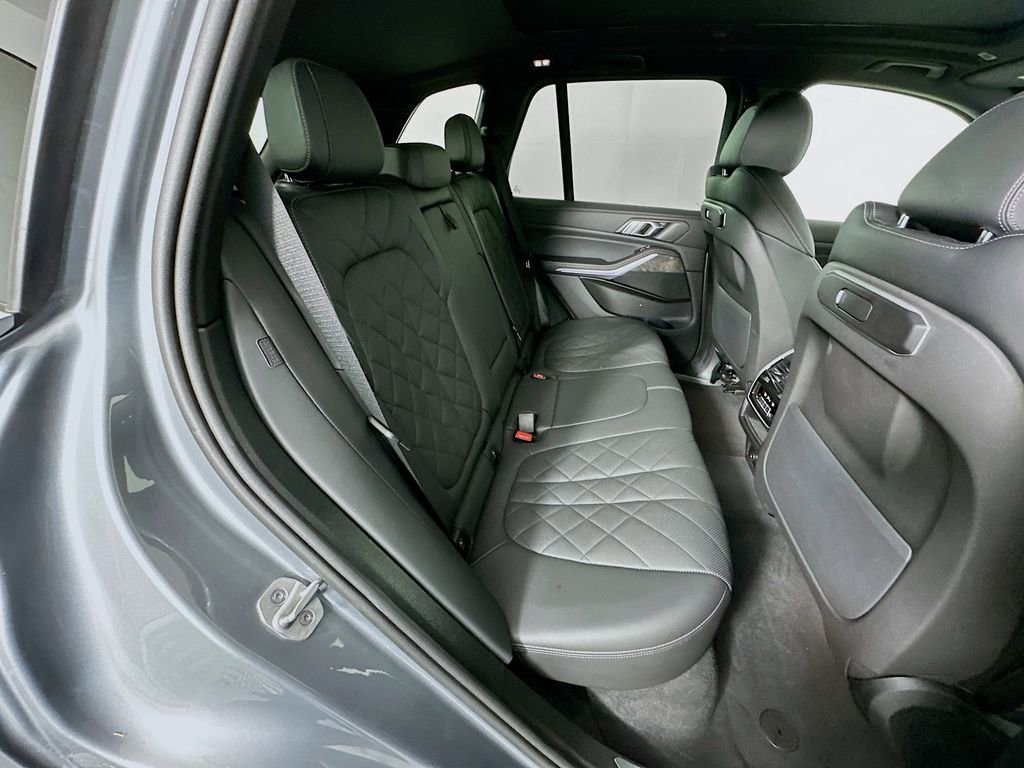 Certified 2024 BMW X5 xDrive40i w/ Parking Assistance Package image 28