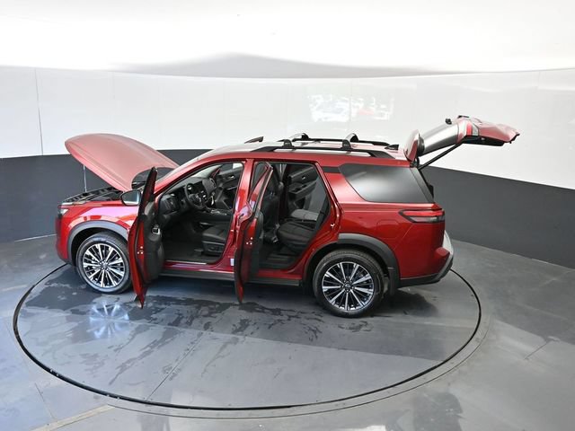Used 2026 Nissan Pathfinder Platinum FWD image 73