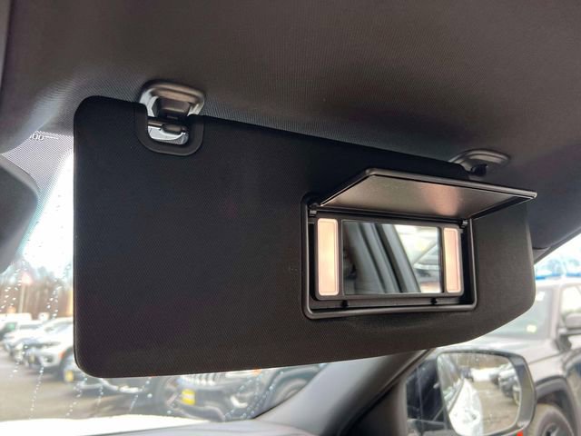 Certified 2024 Jeep Grand Cherokee Limited w/ Black Appearance Package image 39