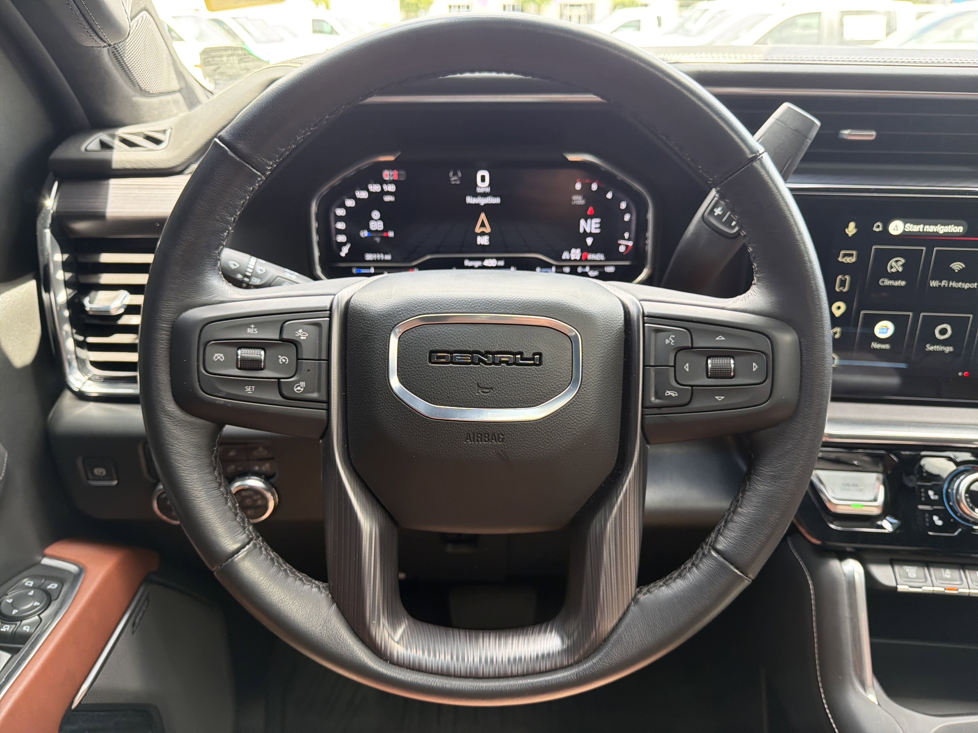 Used 2024 GMC Sierra 2500 Denali Ultimate image 18