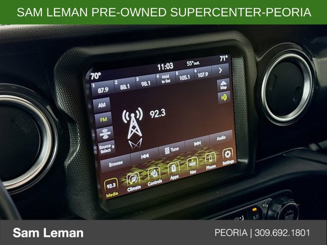 Used 2022 Jeep Wrangler Unlimited Sahara AWD/4WD image 15