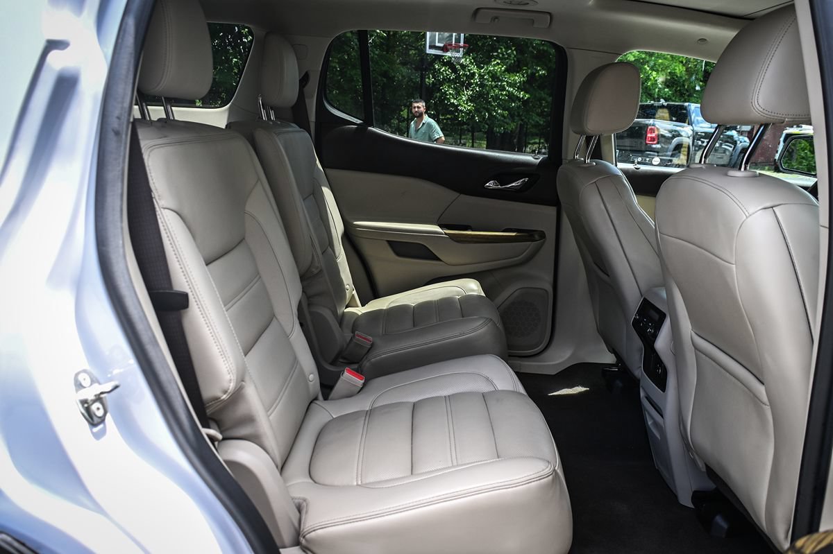 Used 2018 GMC Acadia Denali AWD/4WD image 16