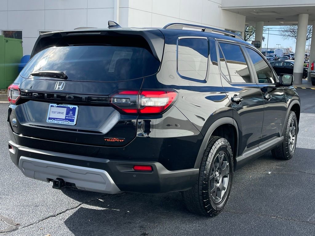 Used 2024 Honda Pilot TrailSport image 6