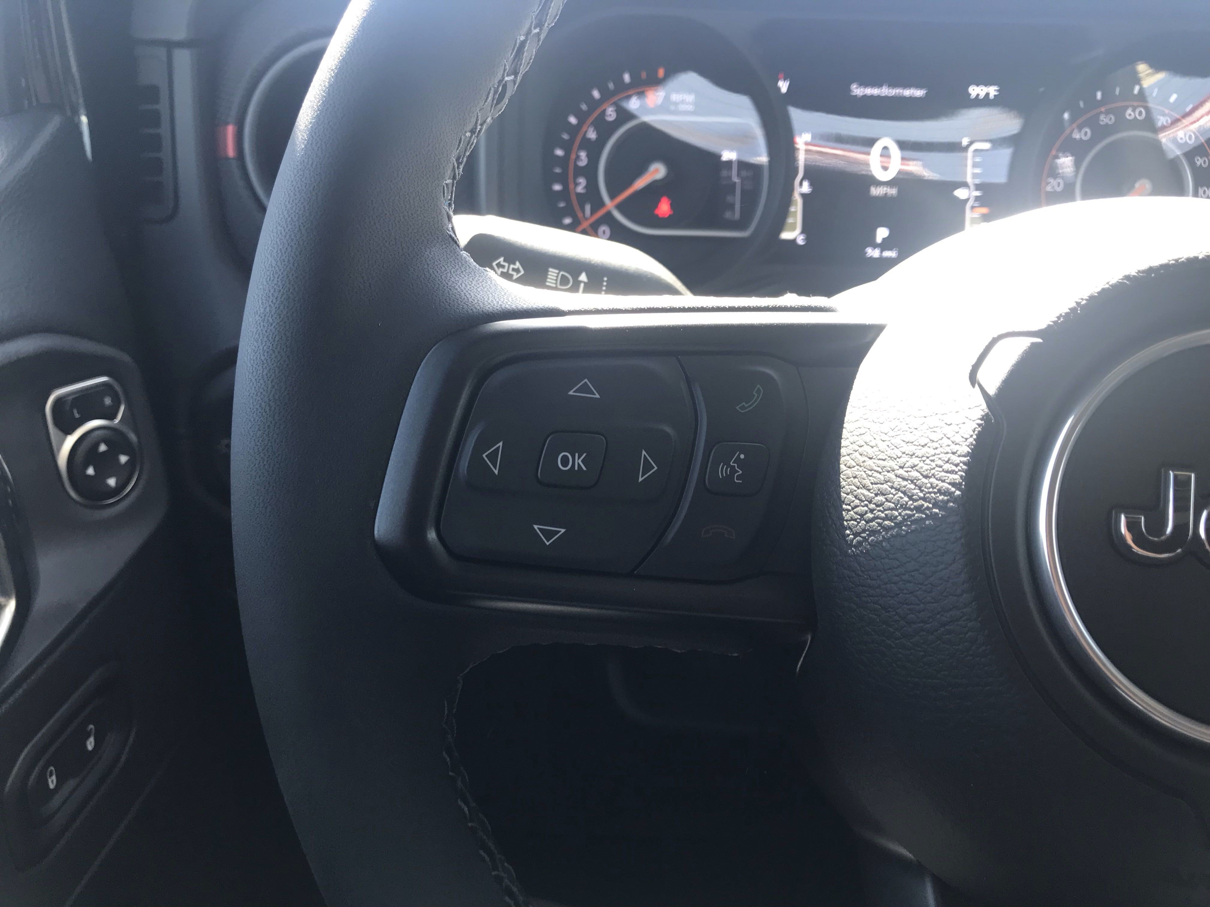 Used 2025 Jeep Gladiator Rubicon AWD/4WD image 25