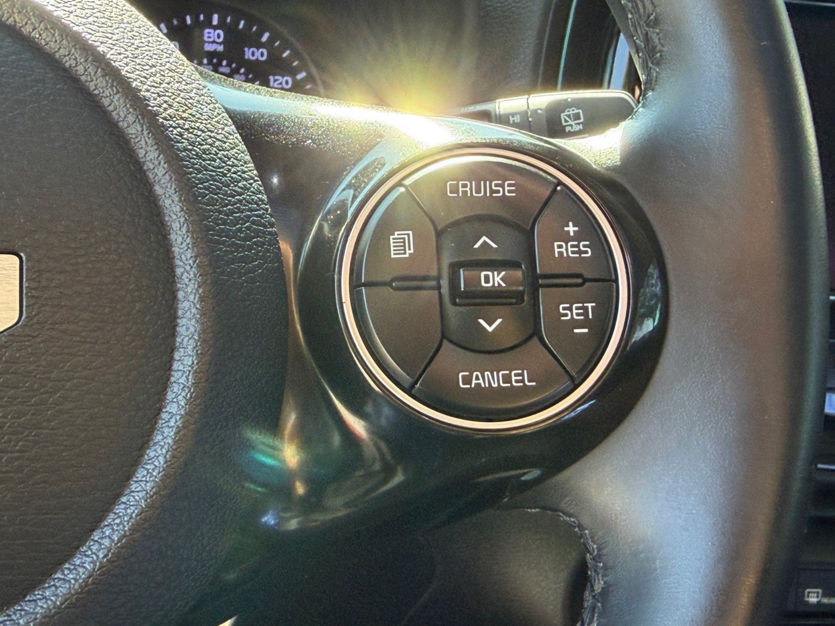 Certified 2022 Kia Soul EX FWD image 30