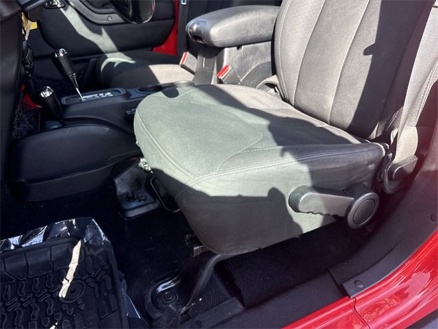 Used 2018 Jeep Wrangler Unlimited Sport S image 12