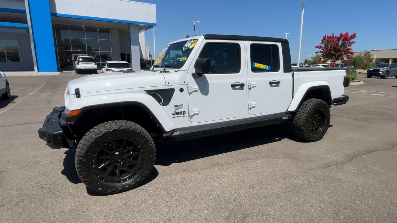 Used 2021 Jeep Gladiator Sport AWD/4WD image 3