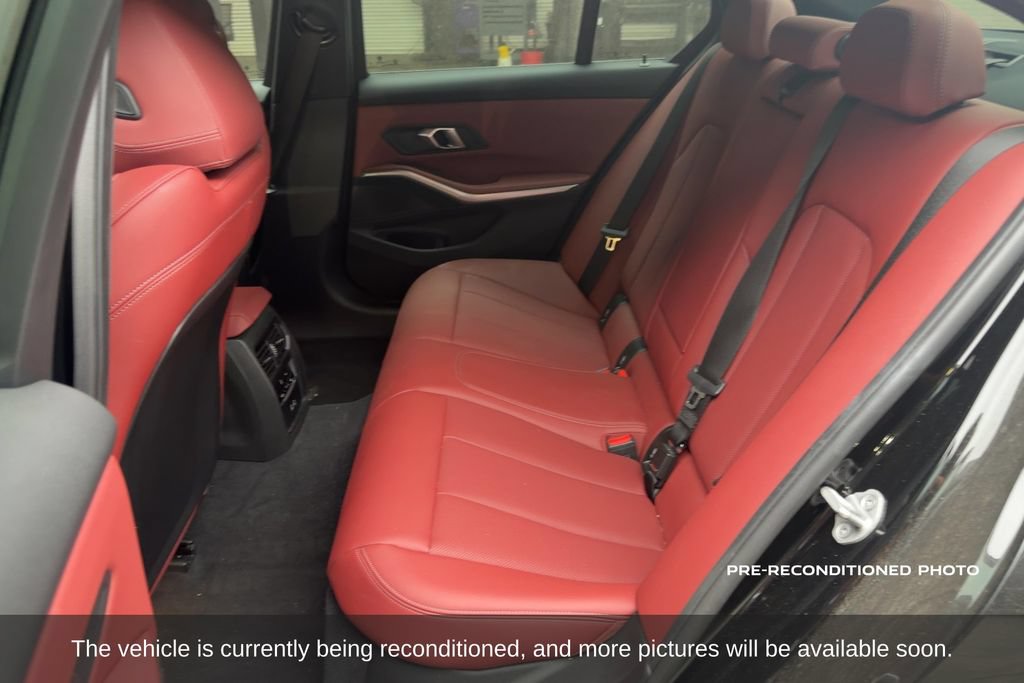 Used 2024 BMW 330i Sedan w/ M Sport Package RWD image 12