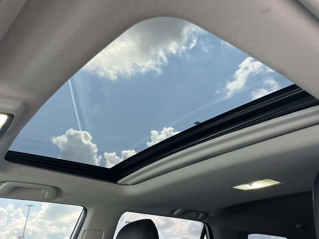 Used 2021 Toyota 4Runner TRD Off-Road Premium w/ Moonroof Package AWD/4WD image 14