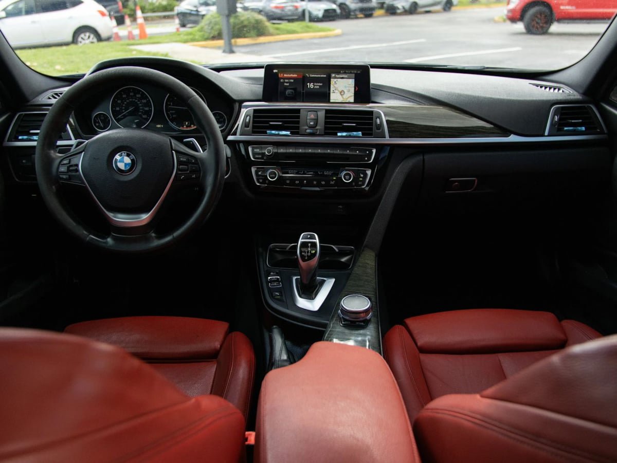 Used 2018 BMW 340i Sedan w/ Premium Package RWD image 28