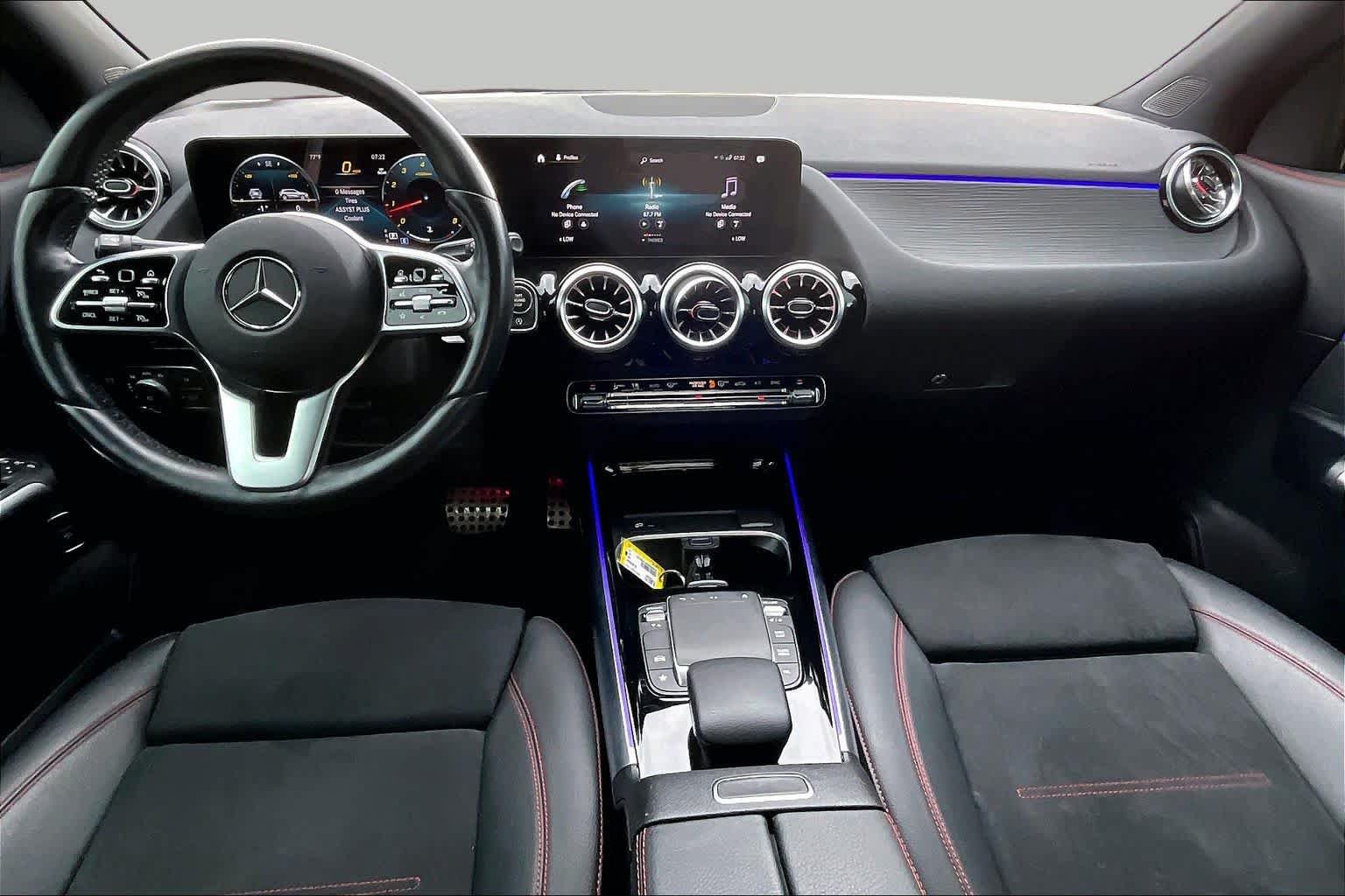 Used 2023 Mercedes-Benz GLA 250 4MATIC image 16