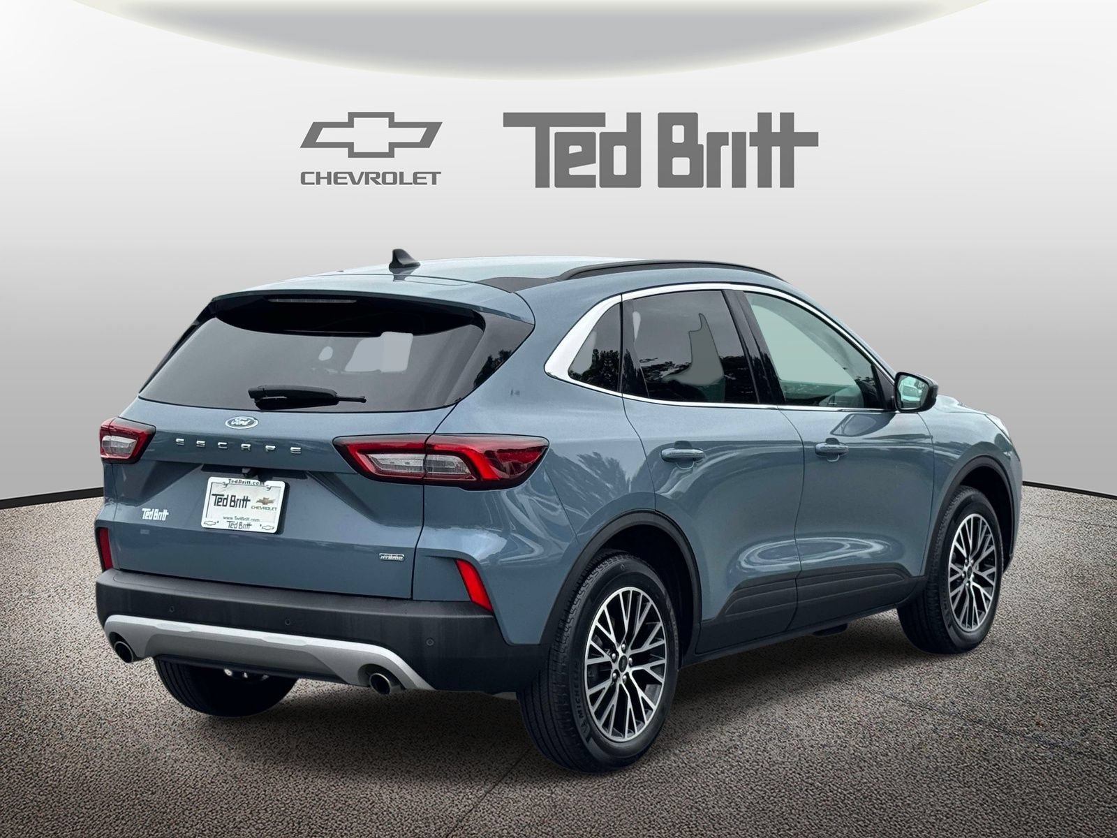 Used 2025 Ford Escape SE FWD image 4
