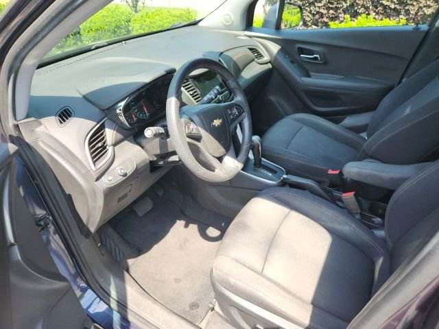 Used 2018 Chevrolet Trax LT FWD image 7