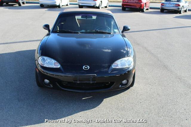 Used 2001 MAZDA MX-5 Miata RWD image 2