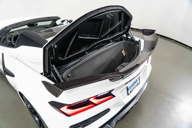 Used 2025 Chevrolet Corvette Z06 w/ Z07 Performance Package image 25