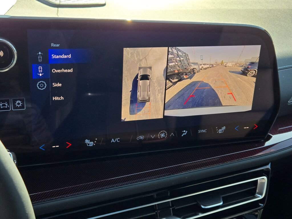 New 2026 Chevrolet Traverse Z71 w/ Enhanced Driving Package image 30